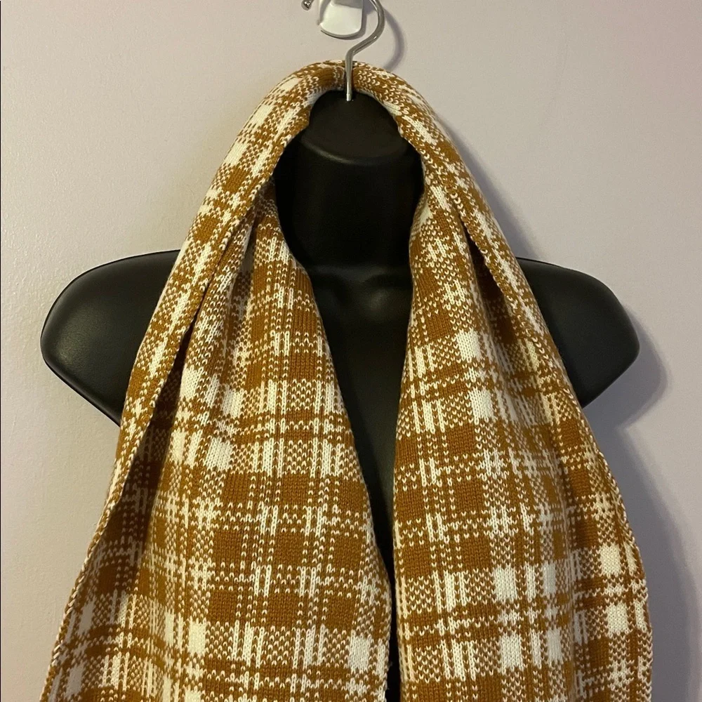 Timberland Tan Brown Cream Windowpane Plaid Knit Scarf